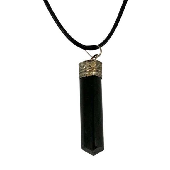 Unbranded | Raw Black Tourmaline Pendant Necklace | 4.5cm - Picture 2 of 3